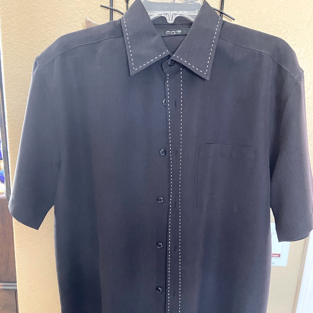 Rich black Axis LA shirt. New